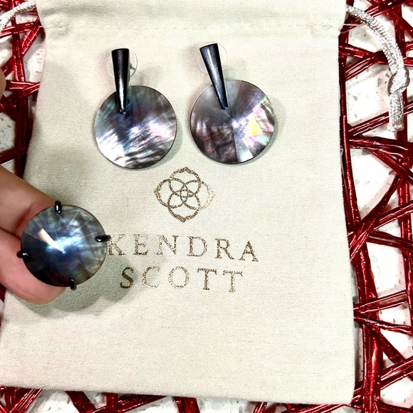 Kendra Scott Jolie Navy Black Mother of Pearl Drop Dangle Earrings & ring size 6 - Picture 6 of 7